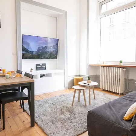 Апартаменты Appart De Charme Hypercentre *